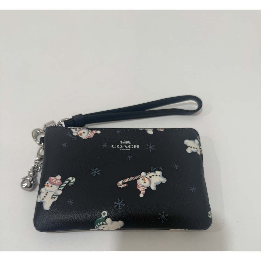 NWOT Coach Boxed Corner Zip Wristlet With Snowman Print C7401 Midnight Multi